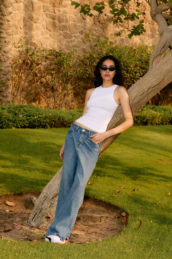 WHITE CREWNECK TANK TOP