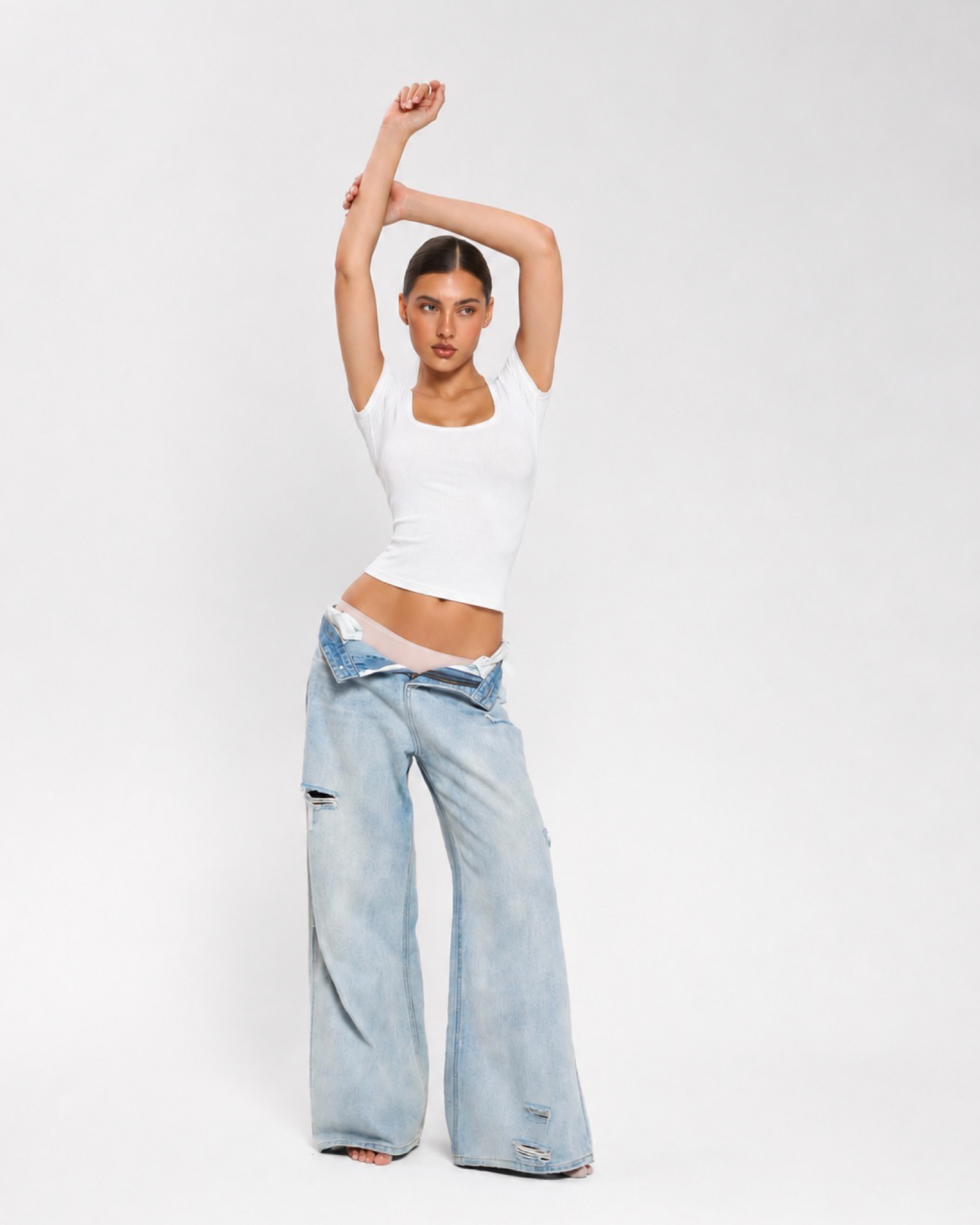 Sculpt Scoop Top - WHITE