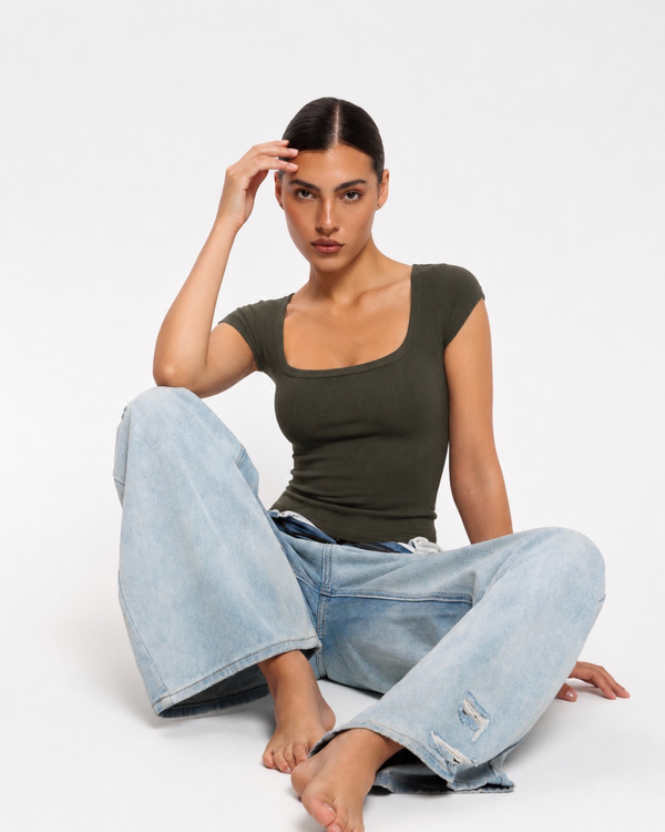 Sculpt Scoop Top - OLIVE