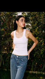 WHITE U-SHAPED TANK TOP