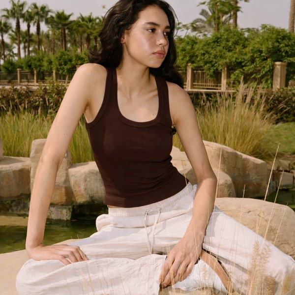 BROWN U-SHAPED TANK TOP